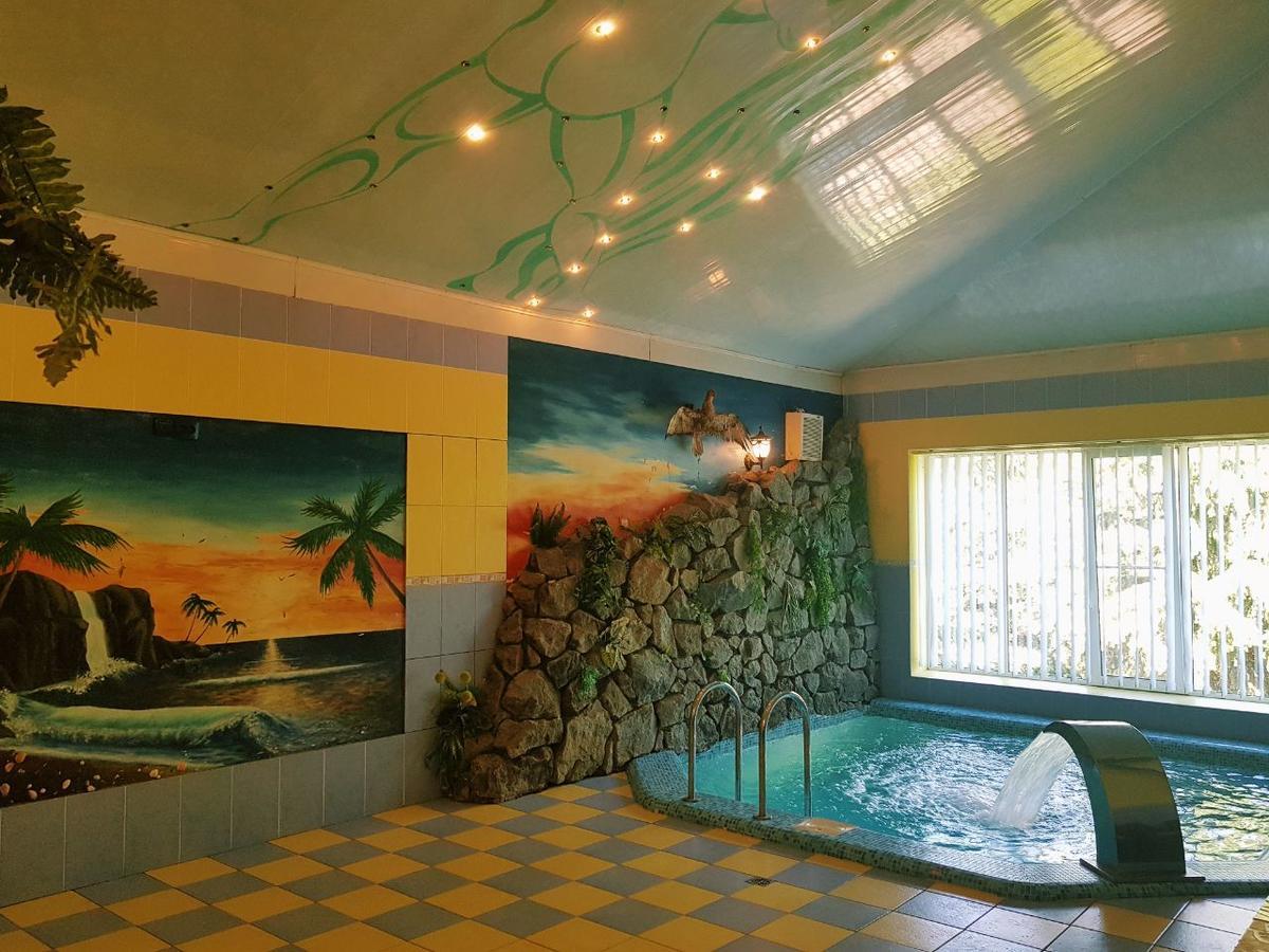 Hotel Дом Для Души С Бассейном Целиком à Vinnytsia Extérieur photo